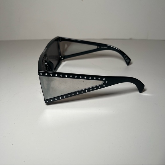 Steve Madden Sunglasses